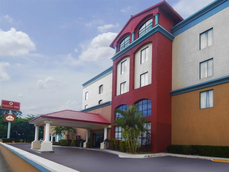 Fiesta Inn Poza Rica Zewnętrze zdjęcie